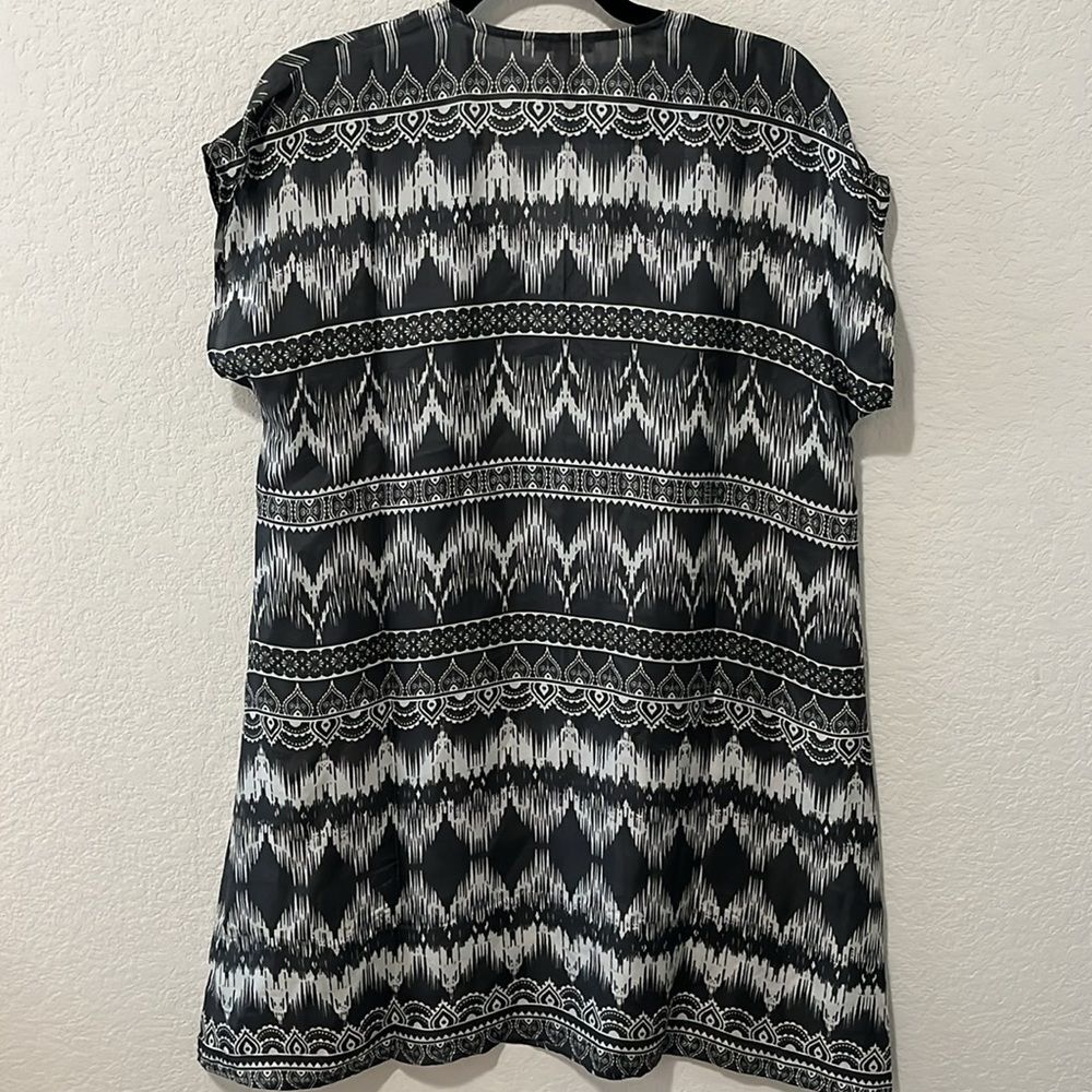 JOHNNY WAS Grey 100% Silk Dress with Brown Leather Trim/Tassle, Size XS (P) - Picture 8 of 9